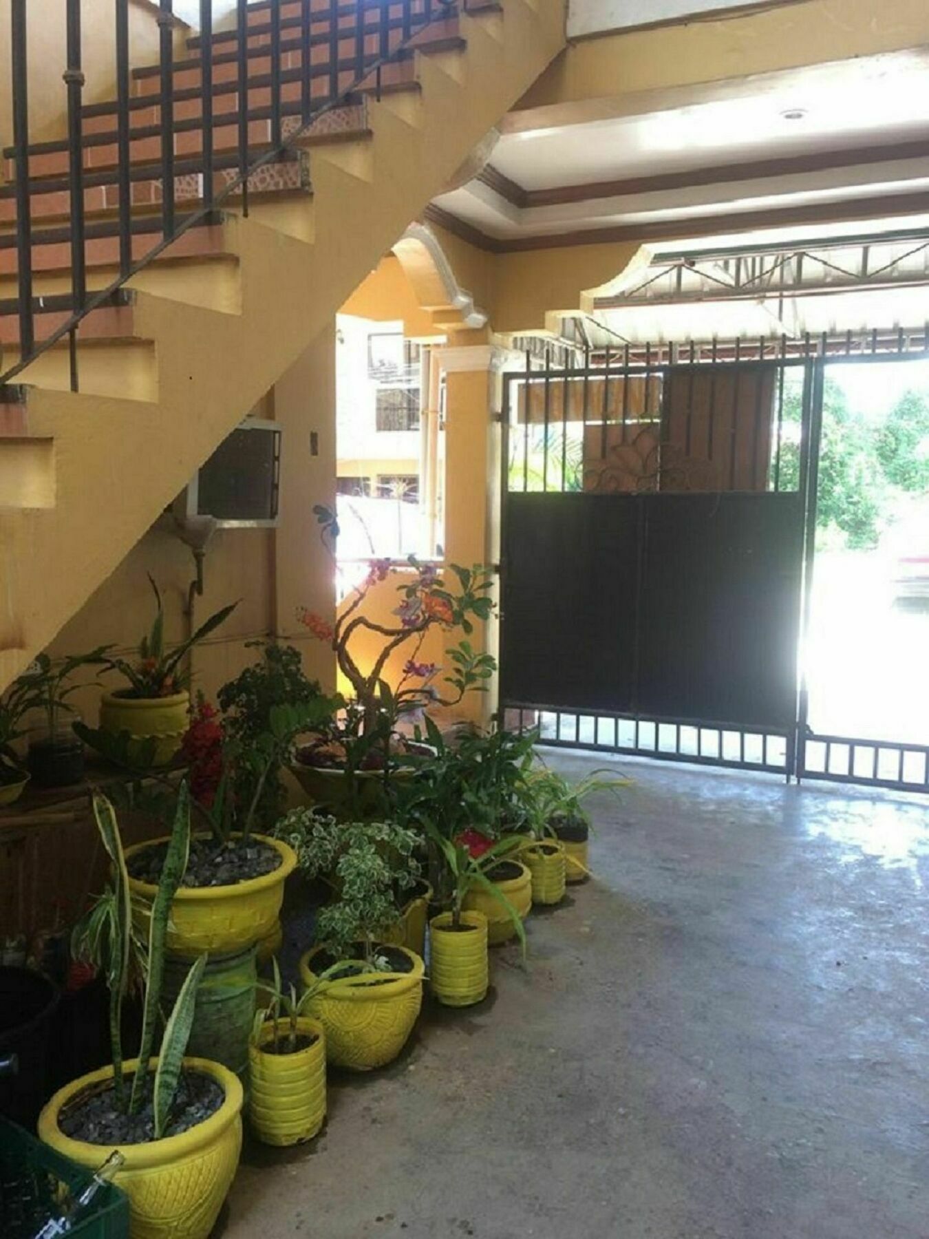 Sunrise Apartelle Olongapo Exterior foto